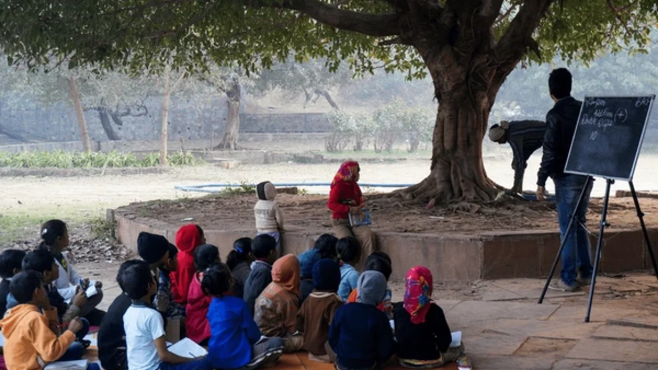 delhi-india-4th-jan-2014-600nw-184285358.webp